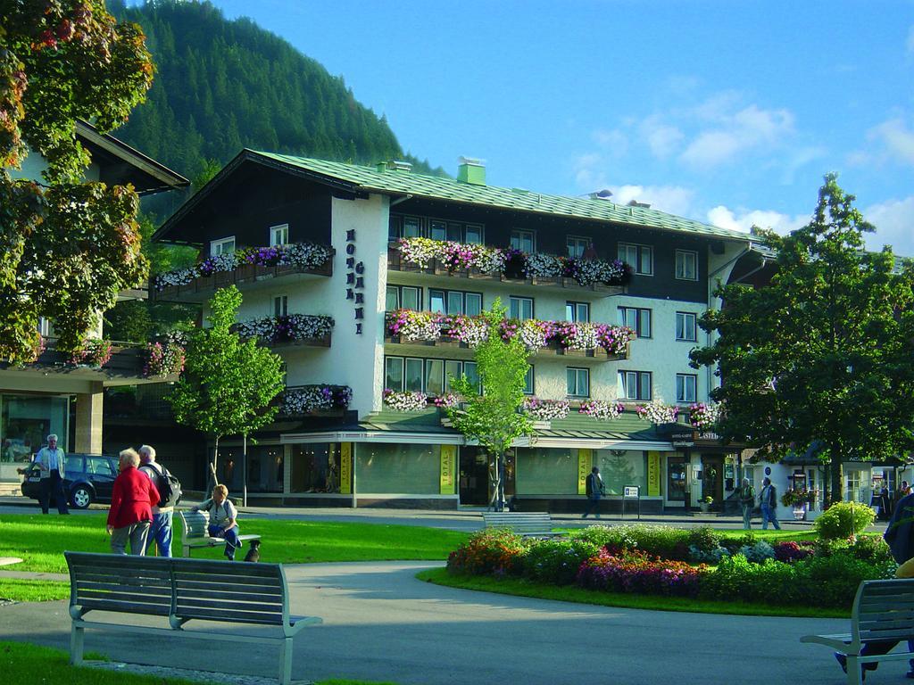 Hotel-Garni Fels Riezlern Ngoại thất bức ảnh