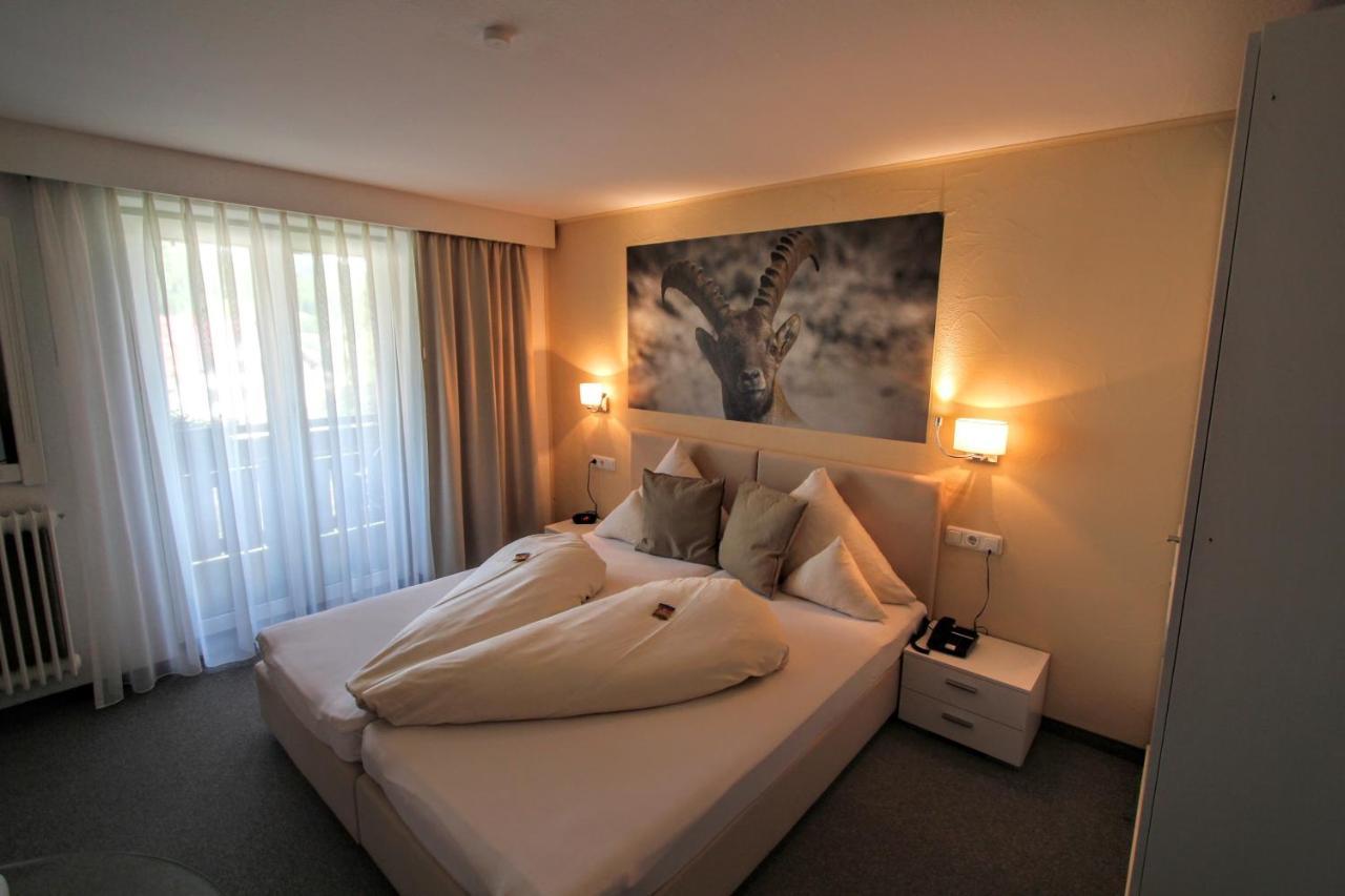 Hotel-Garni Fels Riezlern Ngoại thất bức ảnh