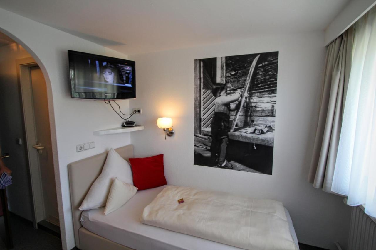 Hotel-Garni Fels Riezlern Ngoại thất bức ảnh
